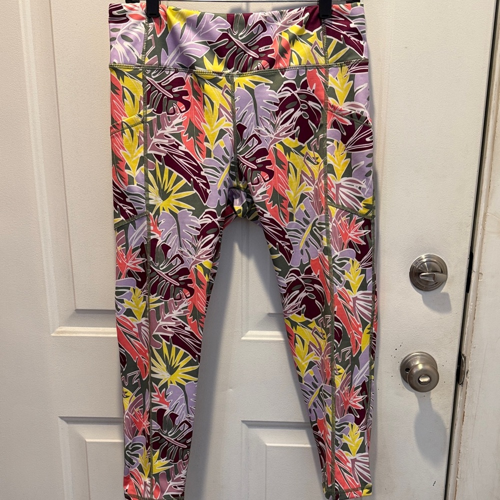 Pro Player Multicolor Leaf Print Kids Leggings